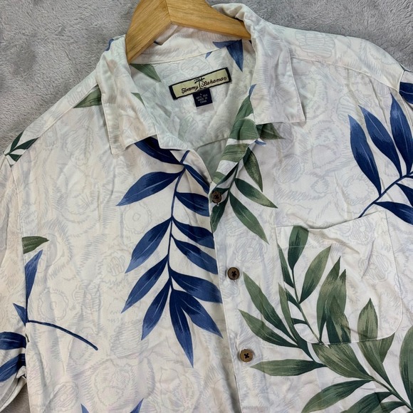 Tommy Bahama Silk Button Up Shirt Tropical Leaf Print Cream Blue Men's‎ Sz L - Picture 1 of 9
